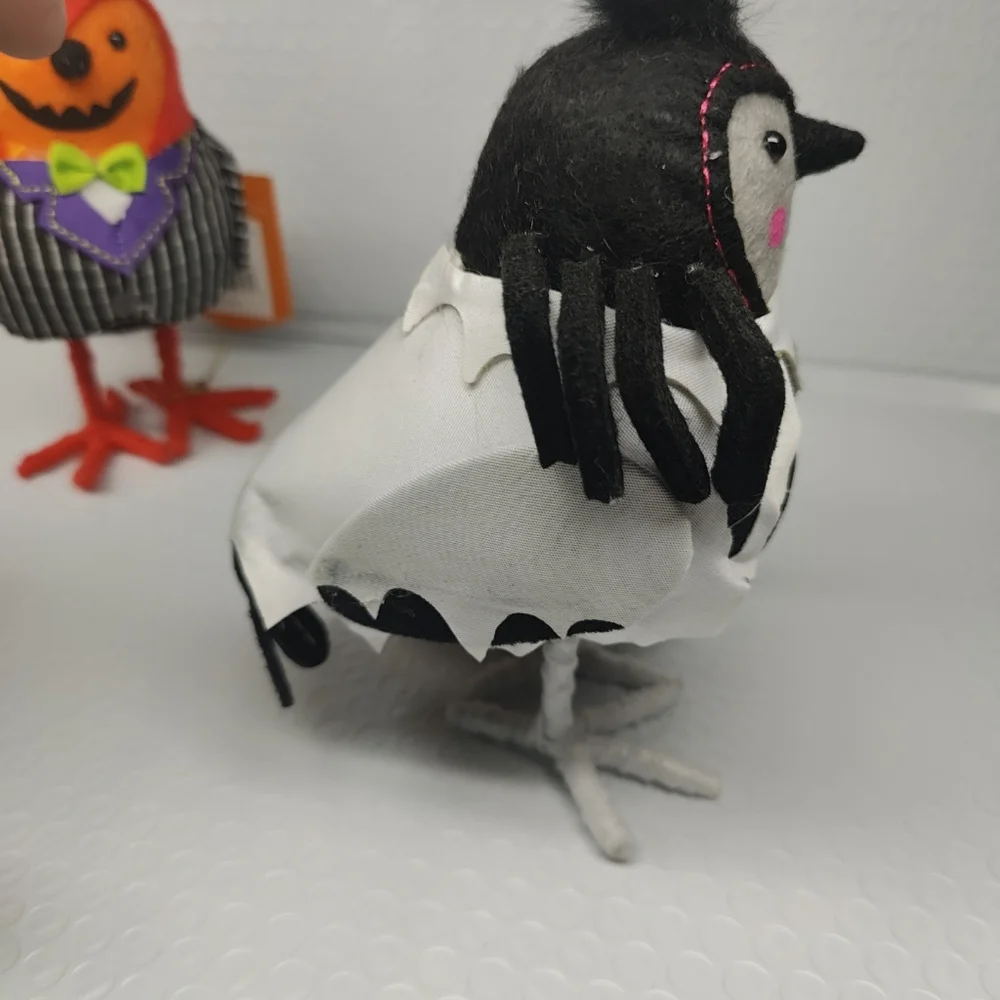Target Hyde & Eek Featherly Friends Halloween Birds Lot Of 4